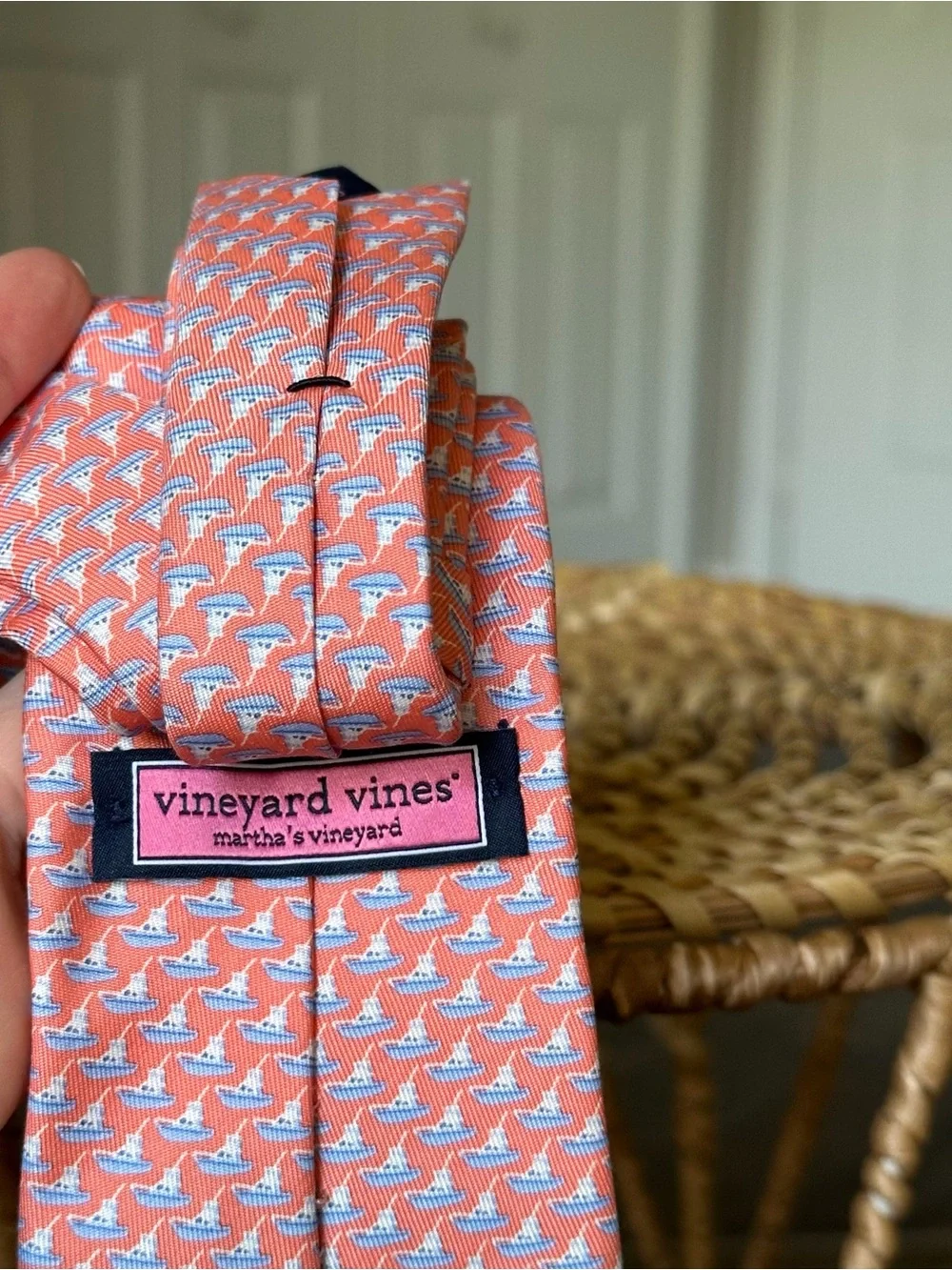 Vineyard Vines Martha’s Vineyard Men’s Sailboat 100% Silk Tie Pink Blue White